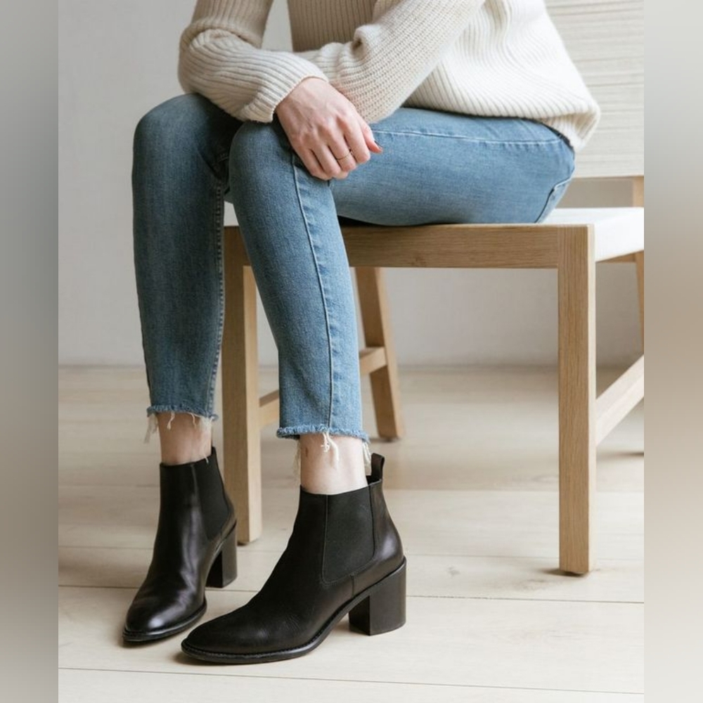 Jenni Kayne Leather Heeled Chelsea boots